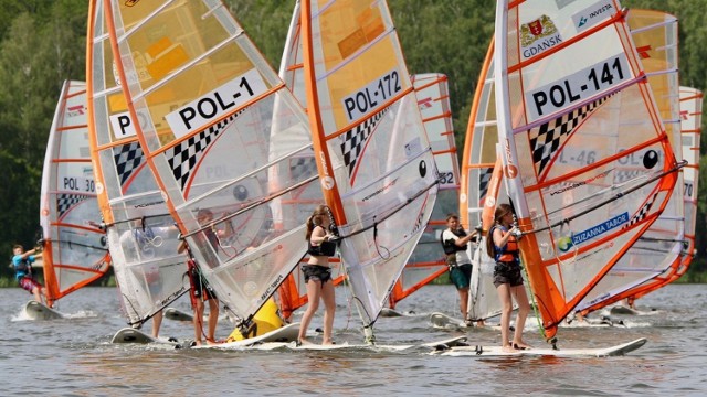 Międzynarodowe Regaty Windsurfingowe w Kaliszu. Zakończyła się rywalizacja na zalewie w Szałem