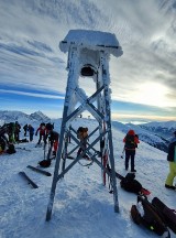 Tatry. Piękna pogoda, mróz i sporo turystów. Kto da radę, rusza teraz na Kasprowy Wierch 