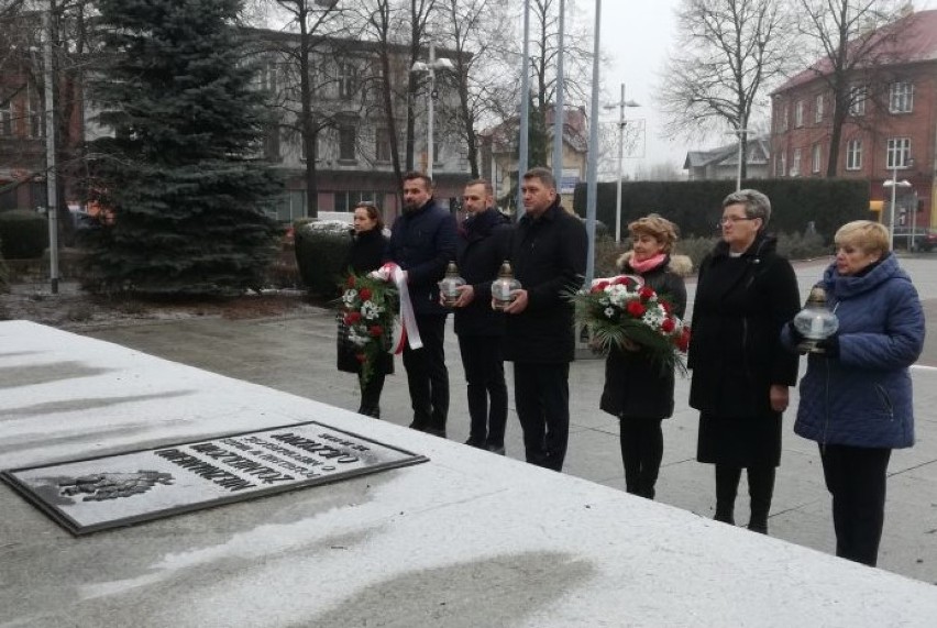 Władze miasta i powiatu oświęcimskiego uczciły 37. rocznicę wprowadzenia stanu wojennego