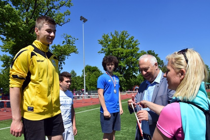 Lekkoatletyczne Mistrzostwa Dolnego Śląska w Legnicy [ZDJĘCIA]