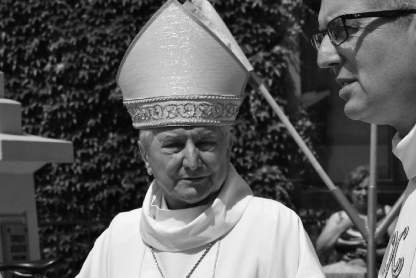 Zmarł bp dr Edward Janiak, były biskup kaliski [ZDJĘCIA] 