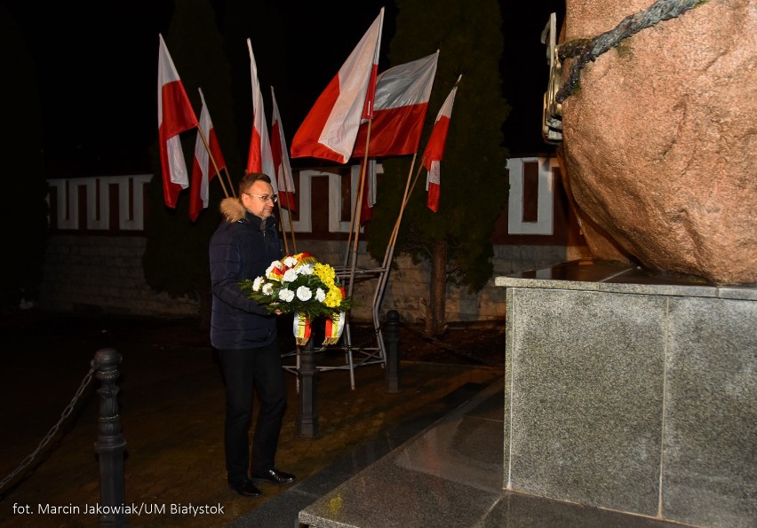 Białystok. Rocznica stanu wojennego o północy [zdjecia]