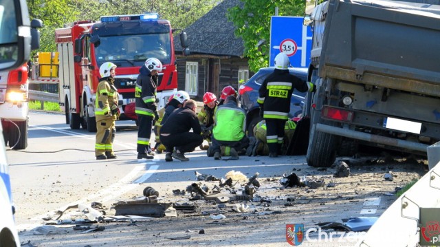 Śmiertelny wypadek na DW 781 w Jankowicach. Nie żyje jedna osoba