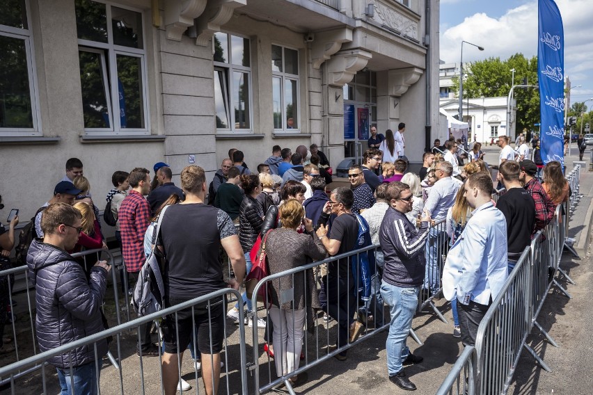 Noc Muzeów 2018 w Warszawie. Tysiące zwiedzających i długie kolejki