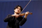 Koreański skrzypek Inmo Yan, który jest laureatem prestiżowego Konkursu Sibeliusa, wystąpi w Filharmonii Krakowskiej 