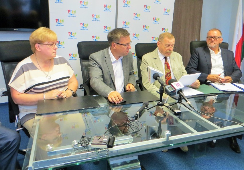 Strefa ekonomiczna w Pile: umowa z Polskimi Zakładami Zbożowymi podpisana