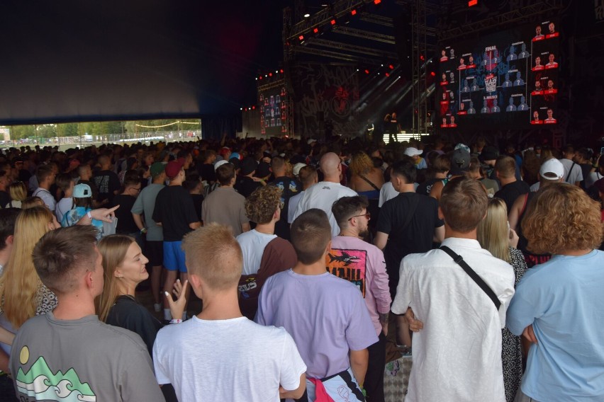 Polish Hip-Hop Festival. Dzień Pierwszy. Płocka plaża w rytmie hip-hop! Zobacz, jak bawili się festiwalowicze w czwartek! [ZDJĘCIA]