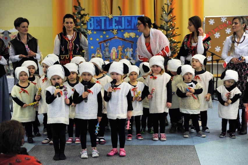 Festyn Mikołajkowy w Szkole Podstawowej w Świętej