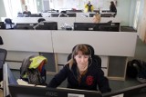 11 lutego obchodzimy Europejski Dzień Numeru Alarmowego 112. Kim są operatorzy z telefonem, którzy ratują ludziom życie?