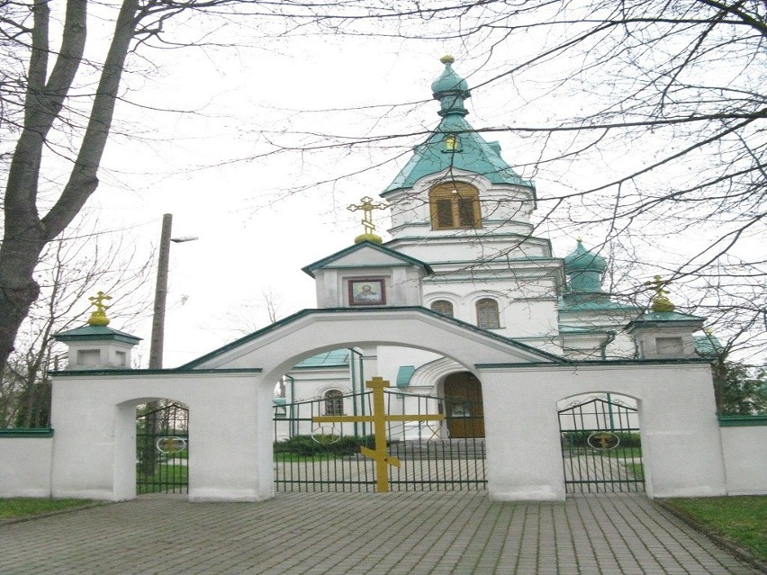 Cerkiew i kapliczka cmentarna w Rybołach