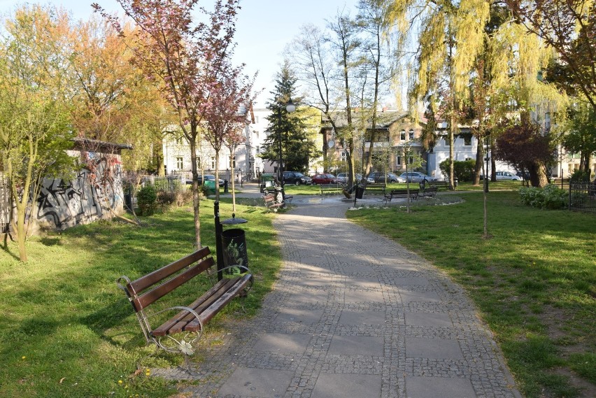 Plac Makusynów w Zielonej Górze - wiosna 2019