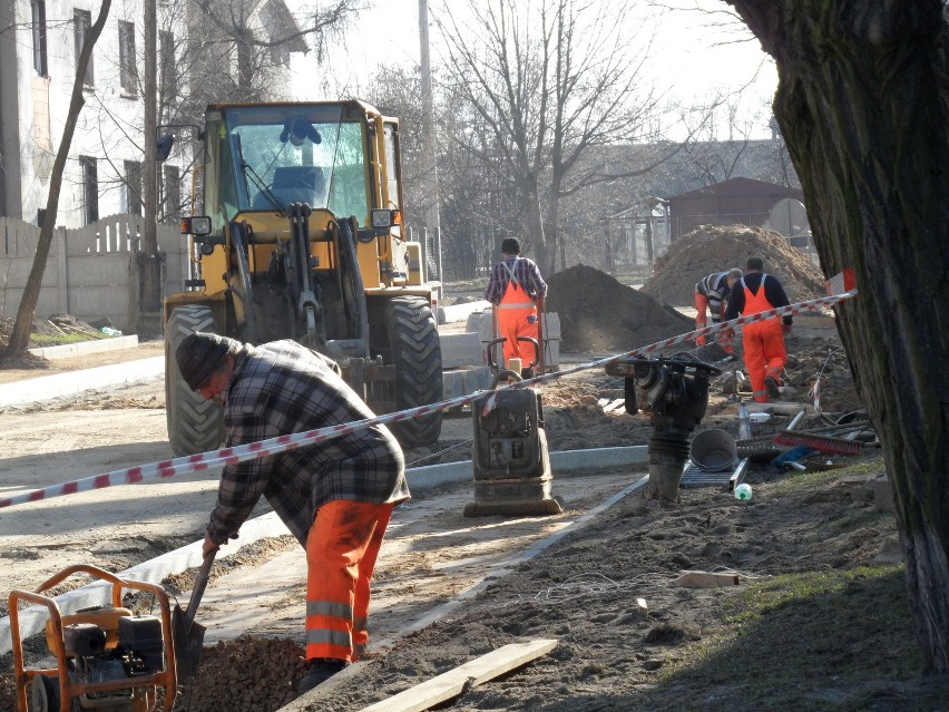 Trwa remont ul. Karola Miarki w Lublińcu. Na razie roboty nie są uciążliwe dla kierowców