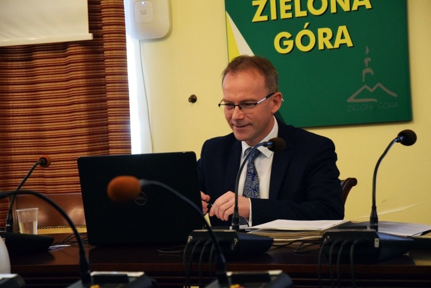 Zielona Góra - 38 sesja rady miasta - 30 marca 2021 r....