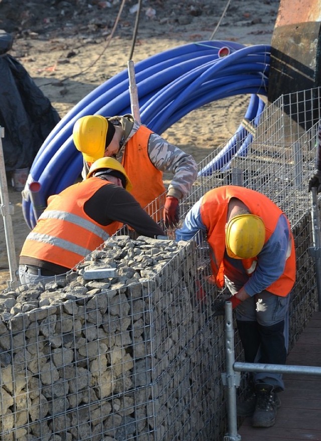 Trwa rewitalizacja dwóch wież po byłej kopalni "Polska"