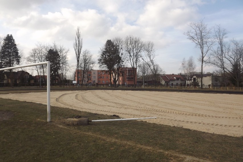 W Ośrodku Sportu i Rekreacji w Golubiu-Dobrzyniu powstaje kompleks do różnych gier na piasku