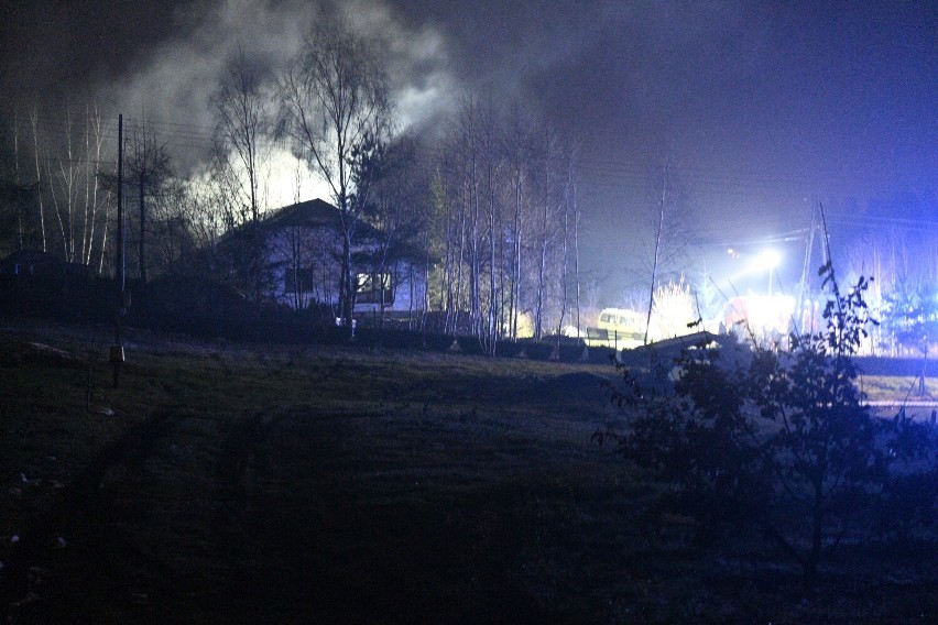 Pożar domu jednorodzinnego w Sulnowie. Zobacz zdjęcia 