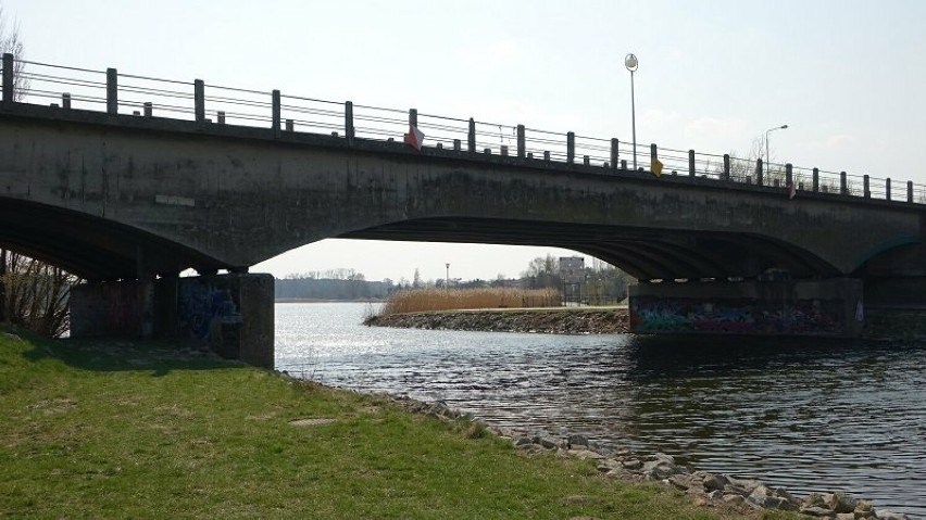 Obecny most w Ślesinie.