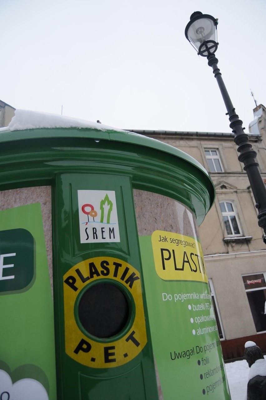 Śrem: gmina promuje ekologię kolorowymi pojemnikami na odpady