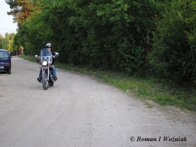 Nadjeżdża zapowiadany kolega. fot. Roman Woźniak