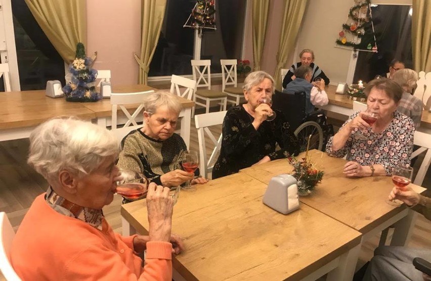 Mieszkańcy Domu Seniora w Wieluniu powitali Nowy Rok