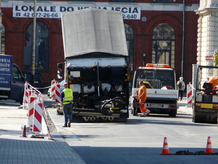 Remont ul. Piłsudskiego w Pabianicach - znów kilka dni z objazdami ZDJĘCIA