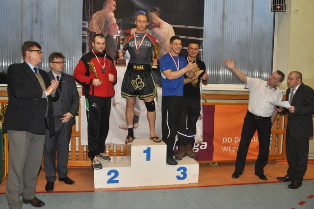 Mistrzostwa Polski Juniorów i Seniorów w Kick - Boxingu Kick - light Kartuzy 2015