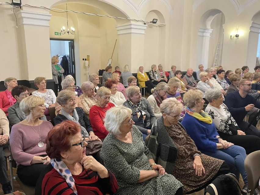 Ciekawe spotkania i ważne rozmowy na Uniwersytecie III Wieku w Wieluniu