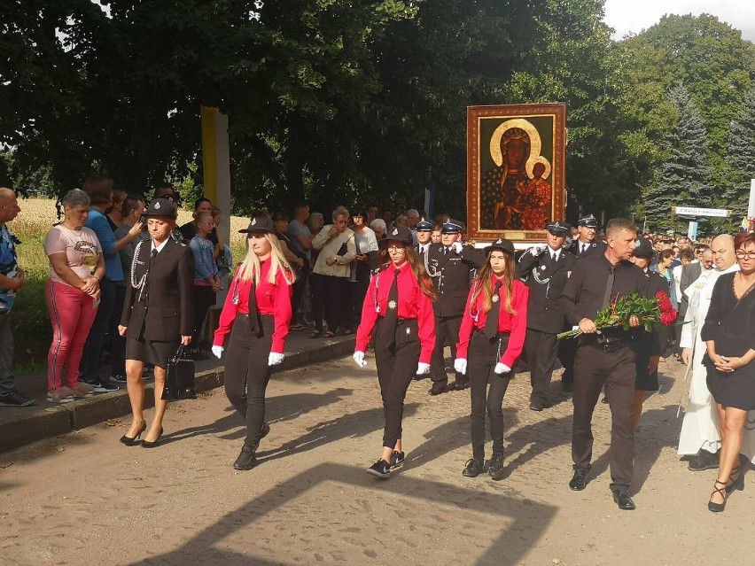 Michorzewo pożegnało, a Kuślin powitał kopię obrazu Matki Boskiej Częstochowskiej [ZDJĘCIA]