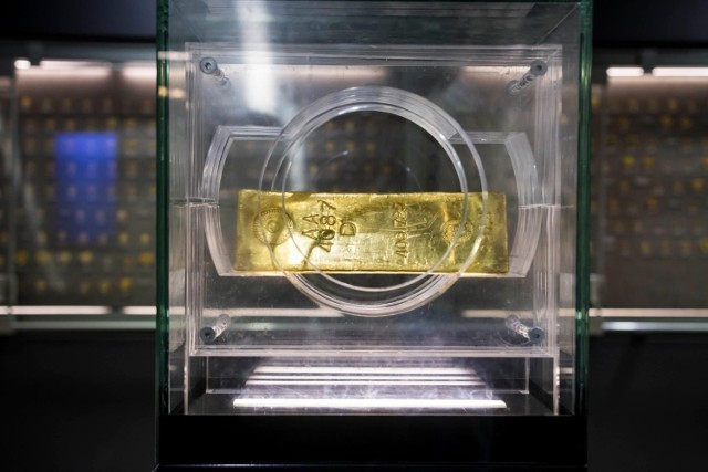 Ile mamy rezerwy złota? Polska zajmuje 22. miejsce wśród banków centralnych na świecie. Mamy ponad 230 ton złota