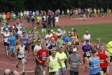 Półmaraton Ziemi Puckiej 2017. Pół tysiąca biegaczy i kontynuacja sportowej tradycji |ZDJĘCIA, WIDEO