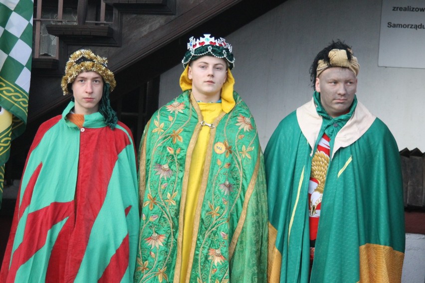 Orszak Trzech Króli w Sulmierzycach [ZDJĘCIA + FILM]
