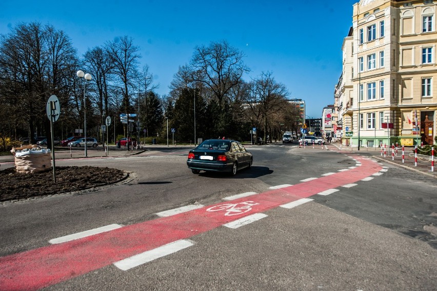 Uwaga! W środę zamykają skrzyżowanie Alei św. Jana Pawła II, Placu 18 Marca, ul. Sybiraków i Waryńskiego