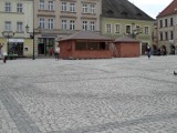 Kawiarenka na Rynku w Tarnowskich Górach. Drewniane budki już stoją [FOTO]