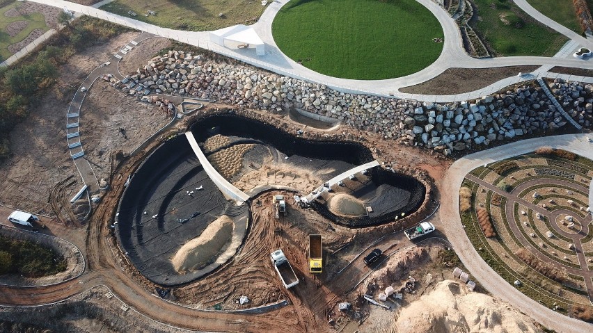 Budowa oczek wodnych w kieleckim Ogrodzie Botanicznym dobiega końca. Zobaczcie efekty prac (WIDEO, zdjęcia)