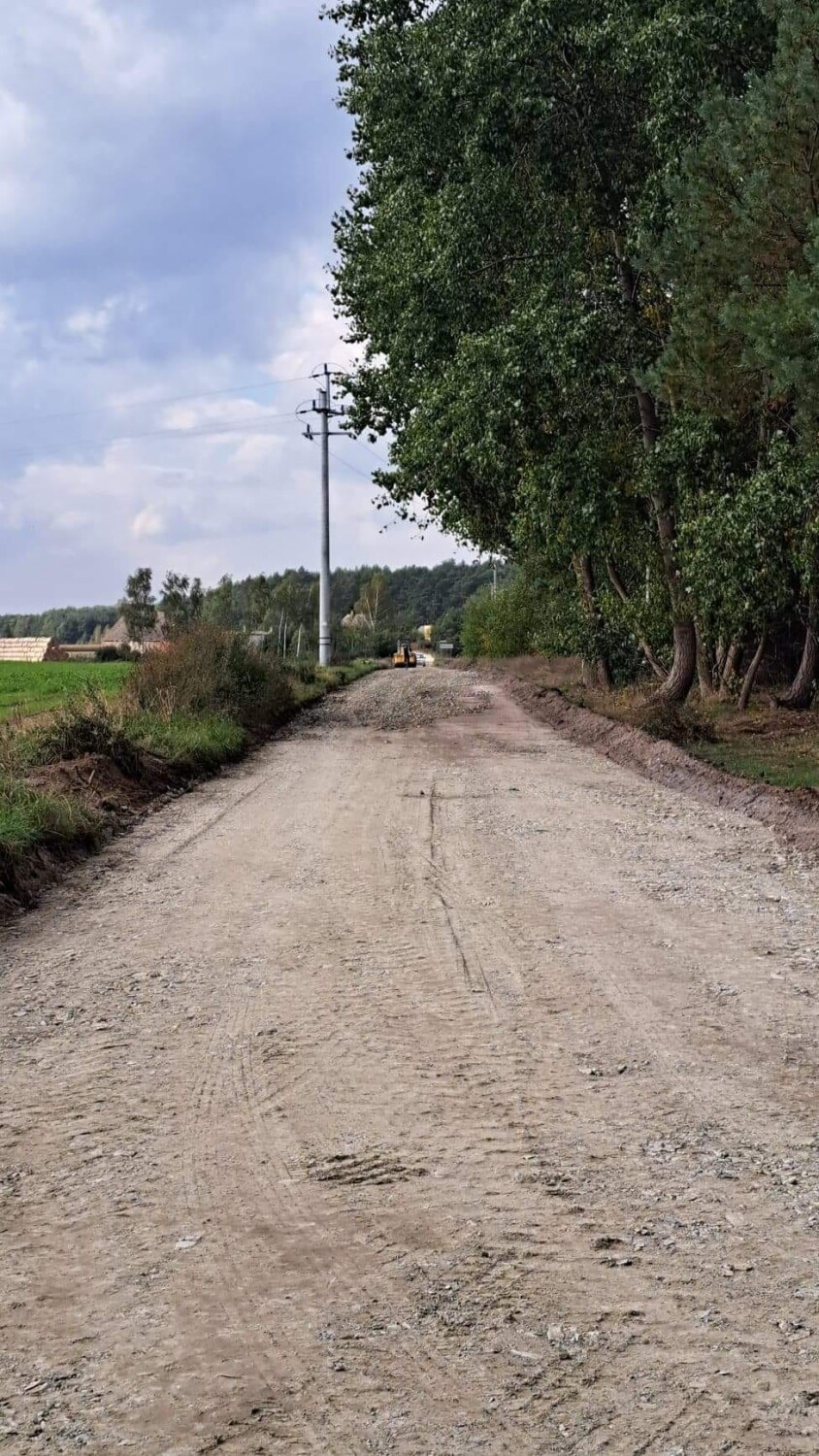 Trwa kolejna drogowa inwestycja w gminie Mieścisko