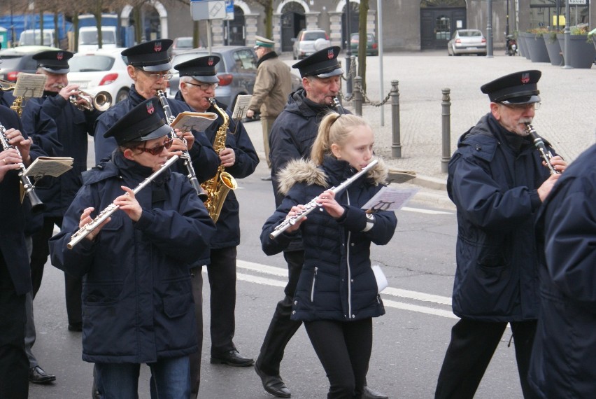 79.rocznica zbrodni katyńskiej. Uroczyste obchody w Kaliszu. ZDJĘCIA