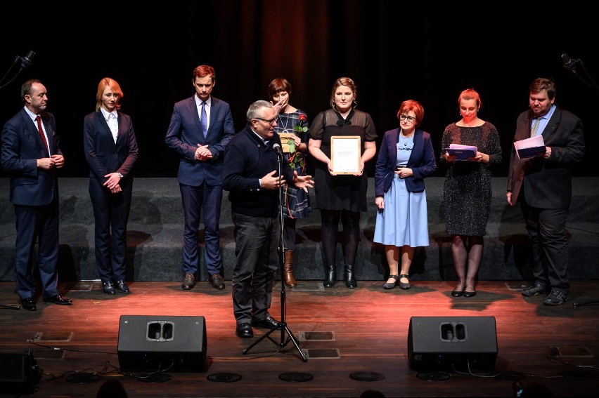  Można i należy być dumnym z żuławskiego pochodzenia - Klub Nowodworski doceniony Nagrodą Bursztynowego Mieczyka