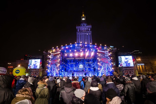 Finał WOŚP 2018. Kto wystąpi pod Pałacem Kultury? [PROGRAM, ZA DARMO]