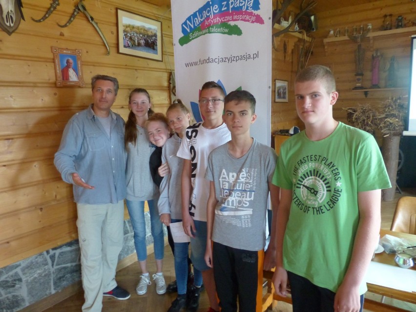 Młodzież z gminy Rydzyna na plenerze w Zakopanem
