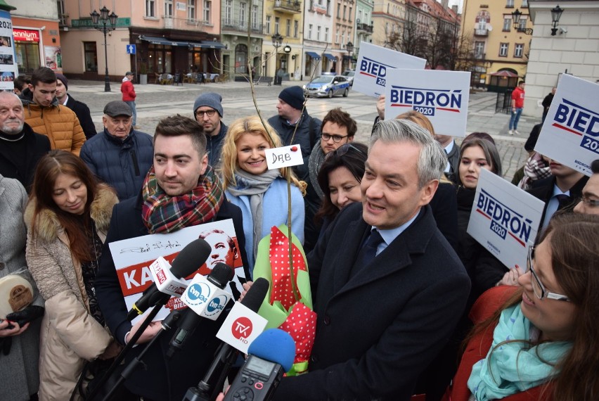 Robert Biedroń w Kaliszu odwołał się do obraźliwego kazania:...