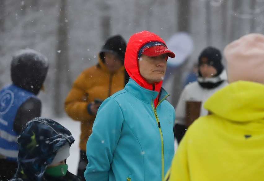 Uczestnicy Parkrunu Toruń pokonali pięć kilometrów w śniegu [zdjęcia]