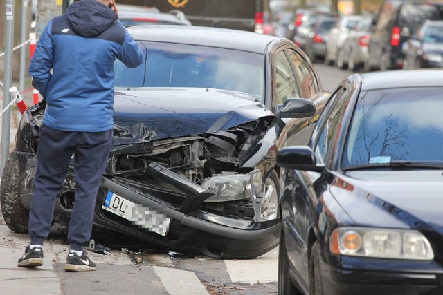Wypadek na ulicy Orzeszkowej w Legnicy.