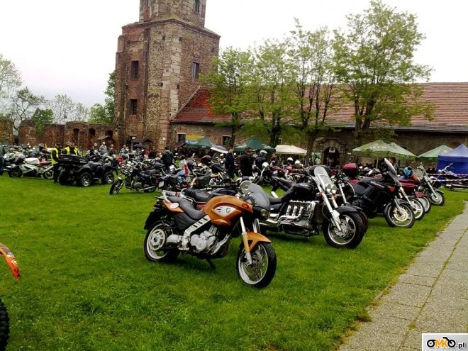 Stowarzyszenie Motocyklistów &quot;Ajska&quot; po raz trzeci zorganizowało w Toszku Zlot Złotej Kaczki