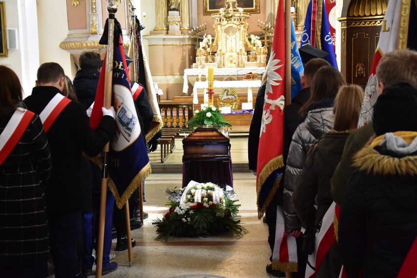 Pogrzeb Leszka Jakubowskiego, byłego burmistrza Żnina...