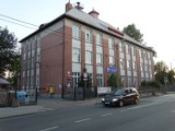 Ruda Śląska: Prostowanie Szkoły Podstawowej nr 20. Trwają prace przygotowawcze [ZDJĘCIA]