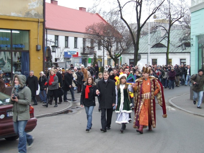 Orszak wkracza na stary rynek. Fot. Piotr Andrzejak