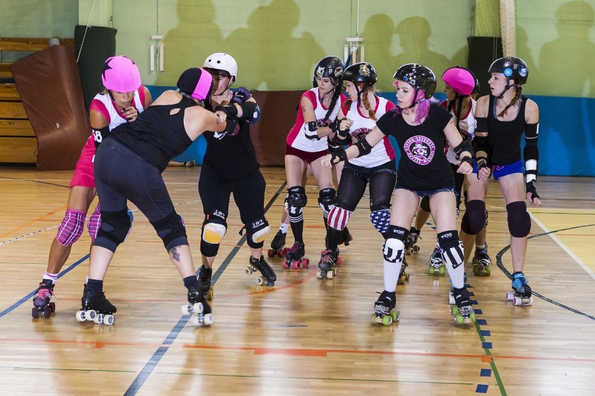 Roller Derby, Warszawa. "Na torze nie jesteśmy Marysiami czy...