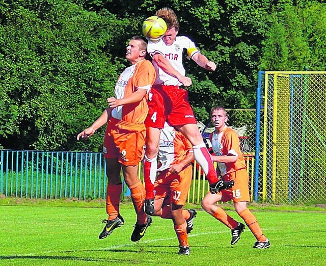 Olimpia, po przeciętnym meczu, wygrała derby ze Zrywem