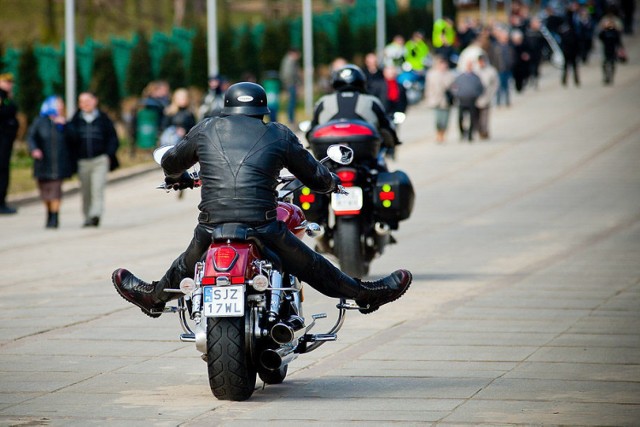 Za sprawą podział&oacute;w w środowisku motocyklowym, kt&oacute;re powstały podczas zeszłorocznej imprezy...
Fot. Krystian Jamr&oacute;z