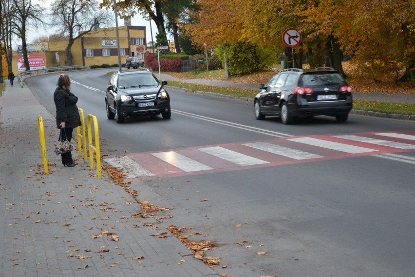 Akcja latarki dla kierowców - zobacz jak kierowcy traktują pieszych w Człuchowie